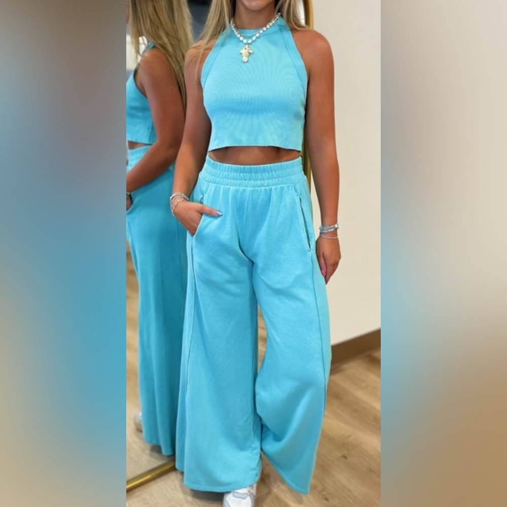 Aqua La Biz  Tank with Wide Leg Lounge Pants with Elastic Waist!